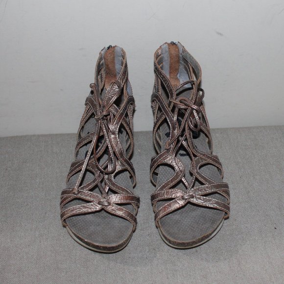 OTBT LADIES GLADIATOR SANDALS - 8 1/2M - Picture 2 of 7